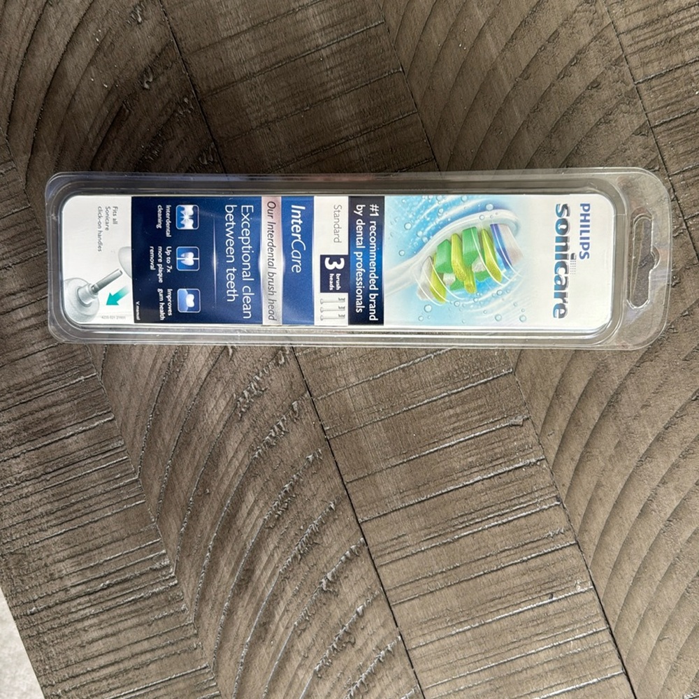 Philips Sonicare Intercare.3 brush heads.Fits on all Sonicare click-on handles.